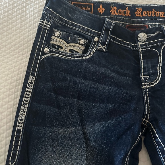 Like New Rock Revival size 26 Celina skinny jeans - Picture 3 of 6